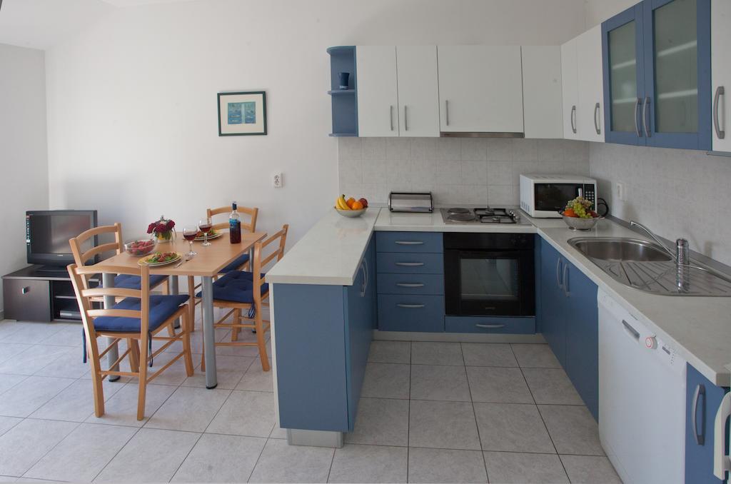 Apartment Firule Sandy Beach Split Exterior photo
